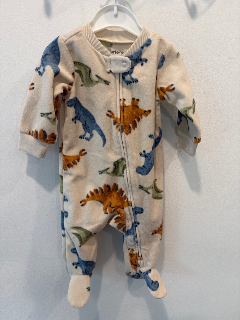 Assorted Carter’s Sleepers - Picture 8 of 10